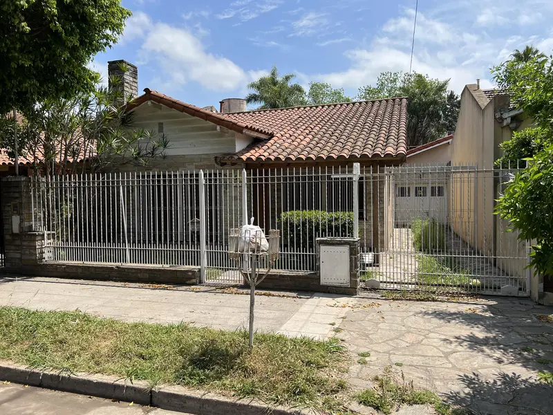 Casa en venta · Villa Sarmiento, Morón, GBA Oeste, Provincia de Buenos Aires