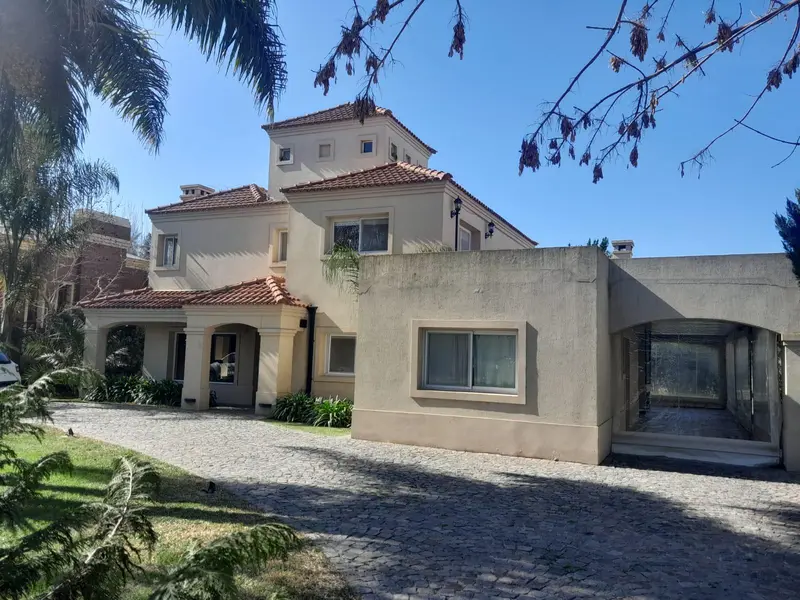 Casa en venta · Los Puentes, Luján, GBA Oeste, Provincia de Buenos Aires
