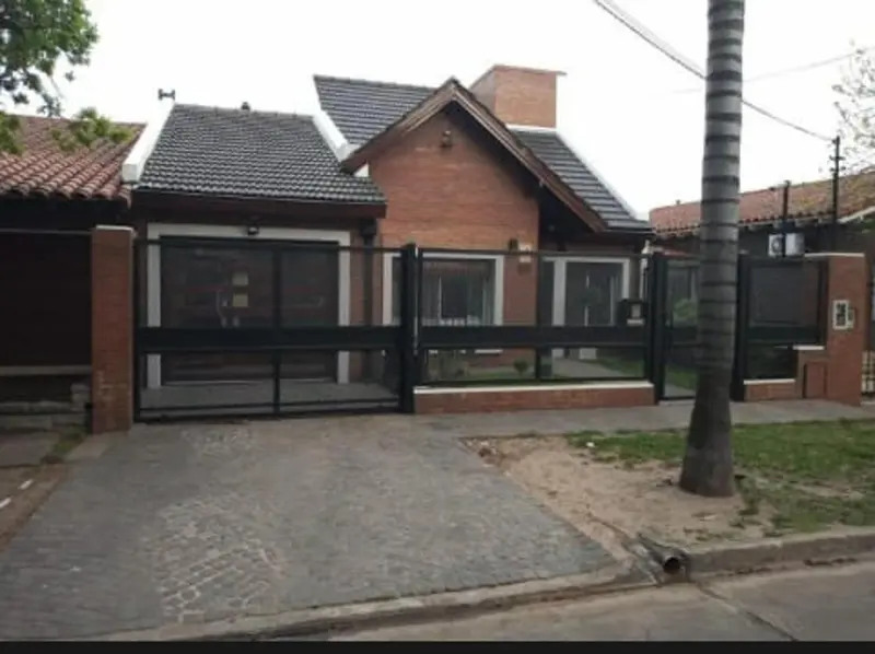 Casa en venta · Villa Luzuriaga, La Matanza, GBA Oeste, Provincia de Buenos Aires