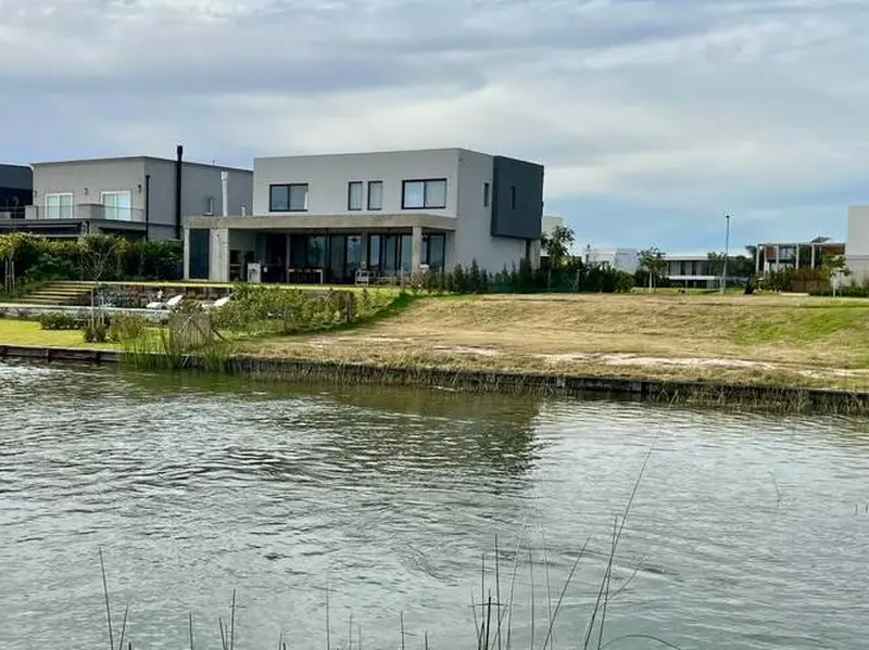 Terreno en venta · Puertos del Lago Marinas, Tigre, GBA Norte, Provincia de Buenos Aires