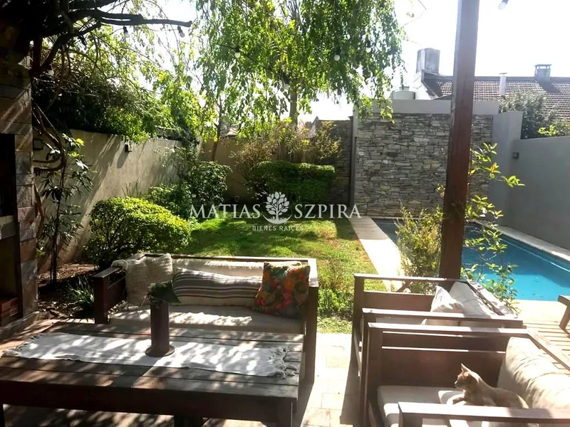 Casa en venta · Castelar Norte, Castelar, Morón, GBA Oeste, Provincia de Buenos Aires