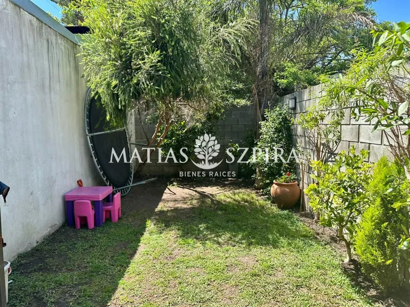 Casa en venta · Castelar Sur, Castelar, Morón, GBA Oeste, Provincia de Buenos Aires