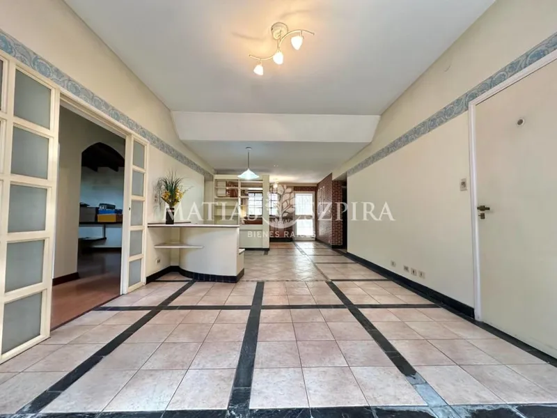 Casa en venta · Castelar Norte, Castelar, Morón, GBA Oeste, Provincia de Buenos Aires
