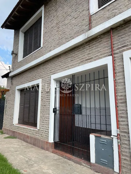 Casa en venta · Castelar, Morón, GBA Oeste, Provincia de Buenos Aires