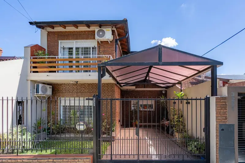 Casa en venta · Villa Luzuriaga, La Matanza, GBA Oeste, Provincia de Buenos Aires