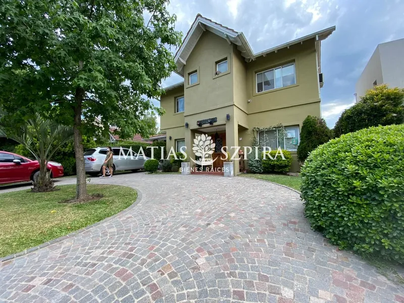 Casa en venta · Haras Maria Elena, Moreno, GBA Oeste, Provincia de Buenos Aires