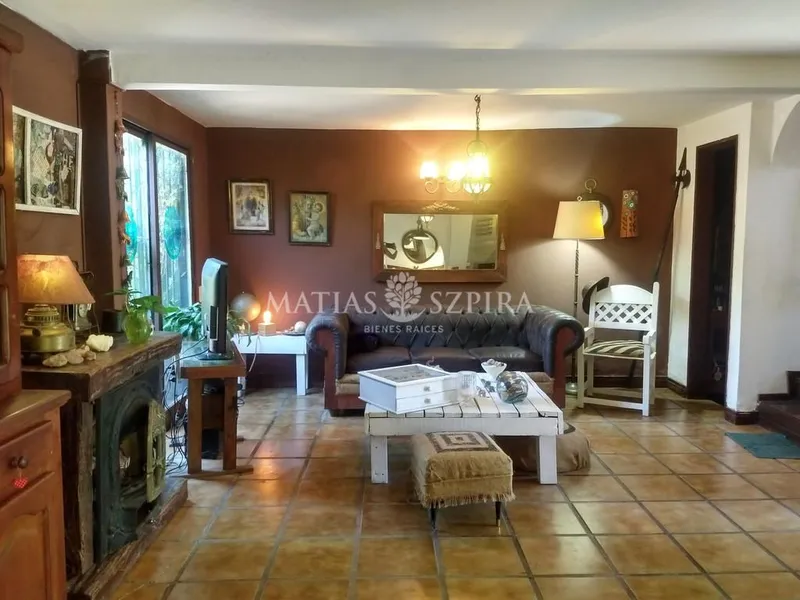 Casa en venta · Castelar, Morón, GBA Oeste, Provincia de Buenos Aires