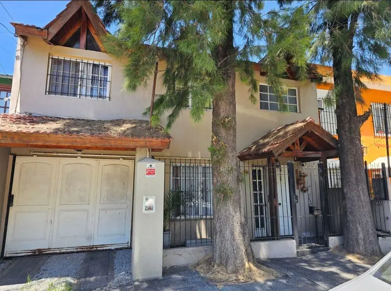 Casa en venta · Villa Gobernador Udaondo, Ituzaingó, GBA Oeste, Provincia de Buenos Aires