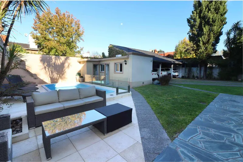 Casa en venta · Castelar, Morón, GBA Oeste, Provincia de Buenos Aires