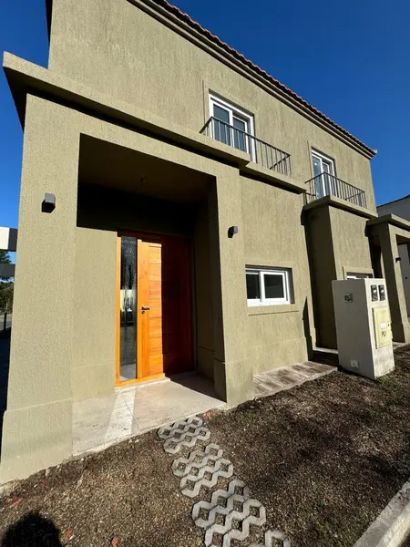 Casa en venta · Saravi Village, Pilar, GBA Norte, Provincia de Buenos Aires