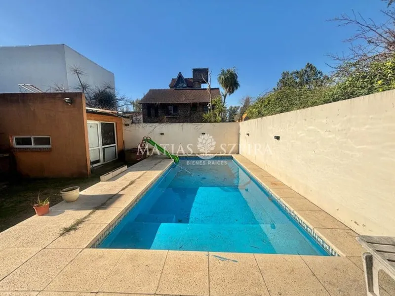 Casa en venta · Villa Gobernador Udaondo, Ituzaingó, GBA Oeste, Provincia de Buenos Aires