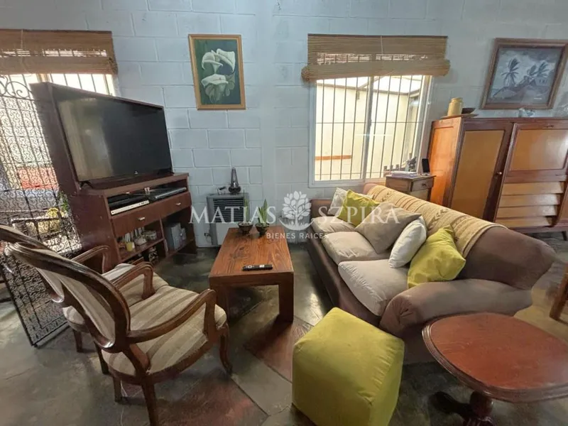 Casa en venta · Castelar Sur, Castelar, Morón, GBA Oeste, Provincia de Buenos Aires