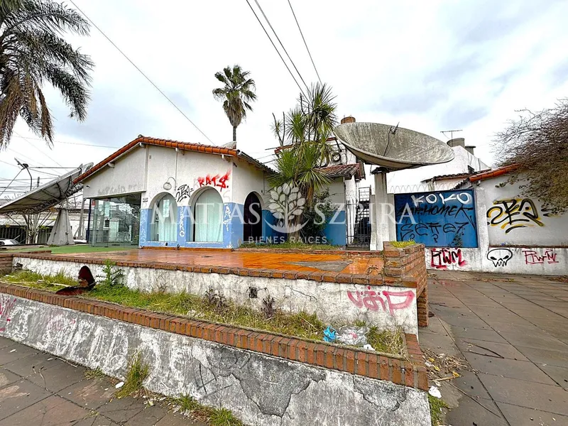 Comercio en alquiler · Castelar Sur, Castelar, Morón, GBA Oeste, Provincia de Buenos Aires