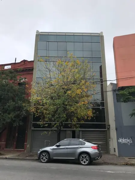 Oficina en venta · Barracas, CABA