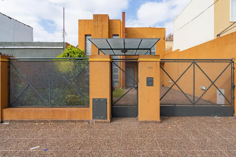 Casa en venta · Ramos Mejia, La Matanza, GBA Oeste, Provincia de Buenos Aires Casa en venta · Ramos Mejia, La Matanza, GBA Oeste, Provincia de Buenos Aires