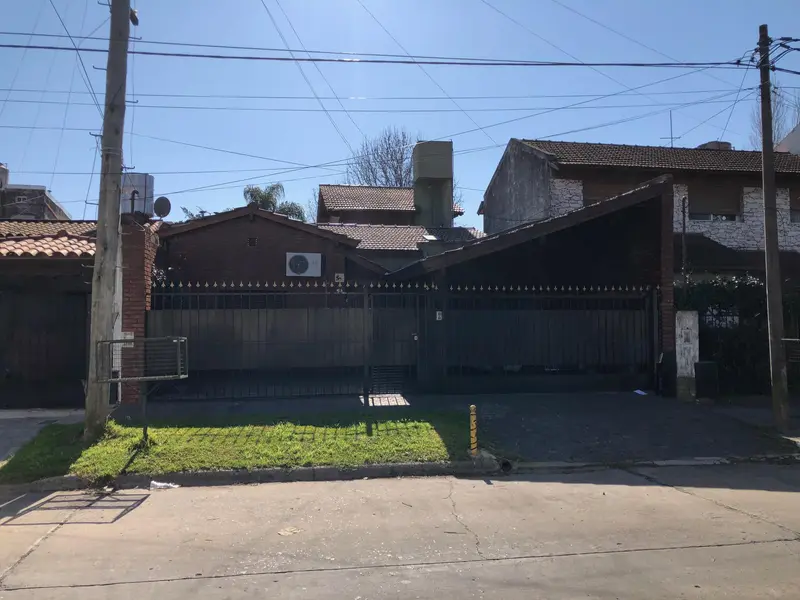 Casa en venta · Villa Sarmiento, Morón, GBA Oeste, Provincia de Buenos Aires