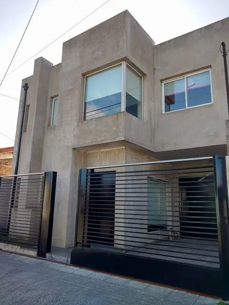 Casa en venta · Villa Luzuriaga, La Matanza, GBA Oeste, Provincia de Buenos Aires