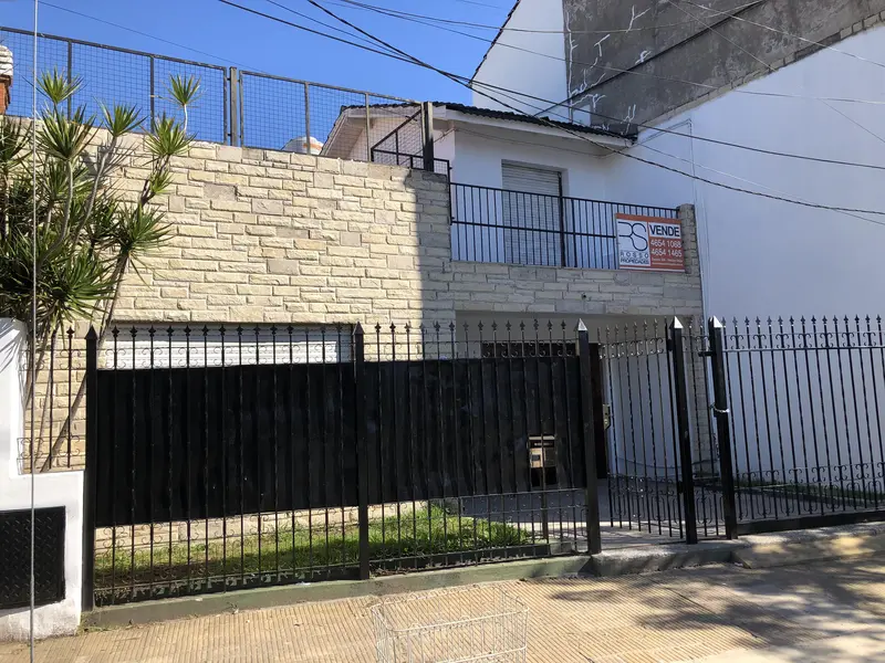 Casa en venta · Villa Sarmiento, Morón, GBA Oeste, Provincia de Buenos Aires