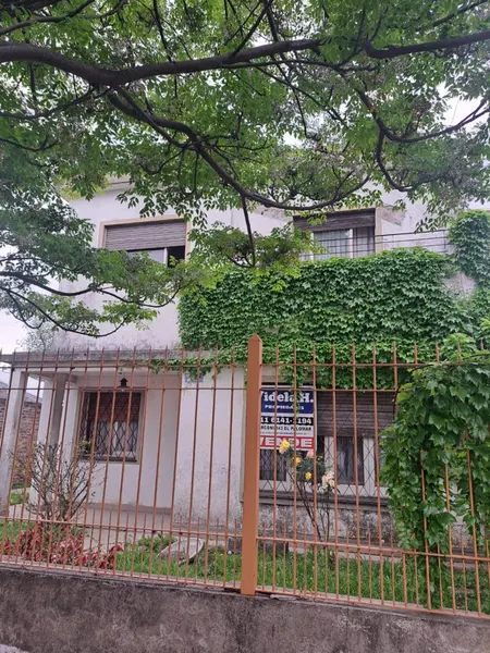 Casa en venta · San Antonio de Padua, Merlo, GBA Oeste, Provincia de Buenos Aires
