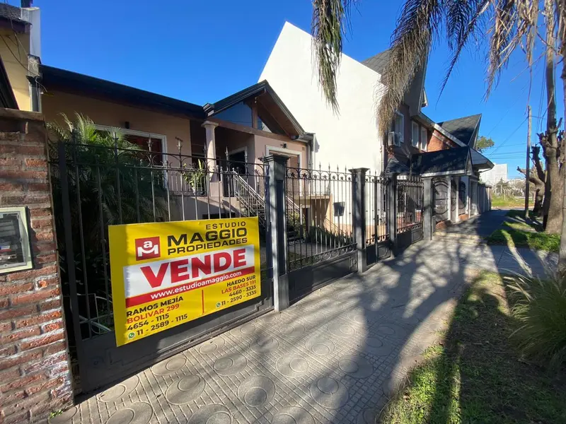 Casa en venta · El Palomar, Morón, GBA Oeste, Provincia de Buenos Aires