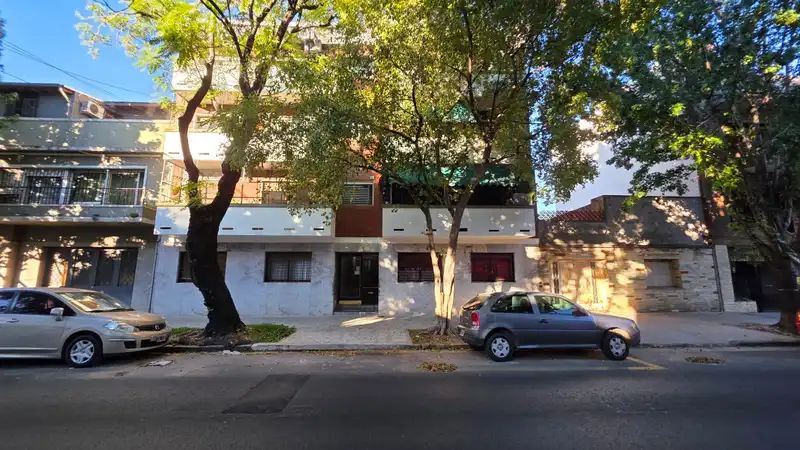 Frente Aiz 1.jpeg