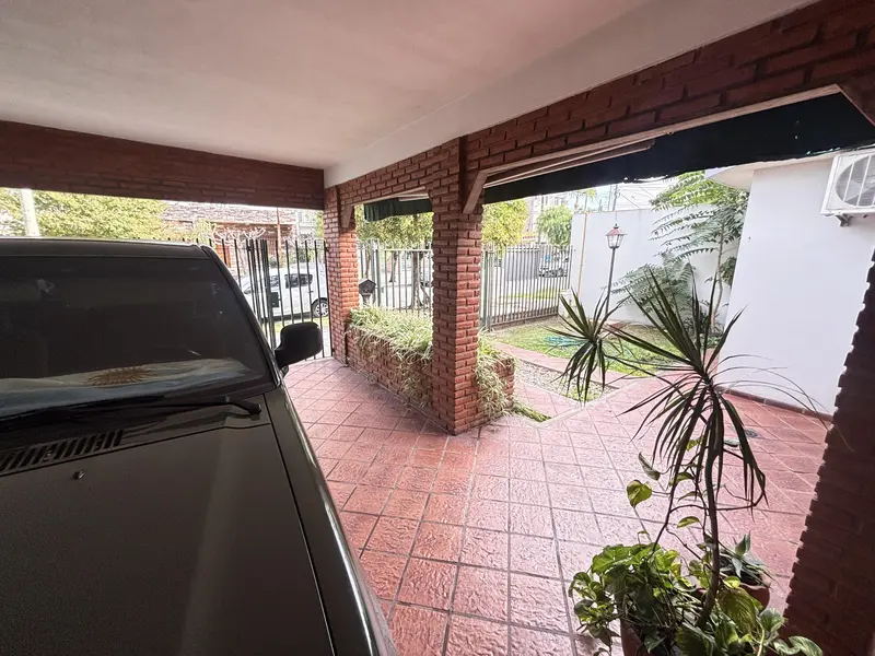 Casa en venta · Morón, GBA Oeste, Provincia de Buenos Aires