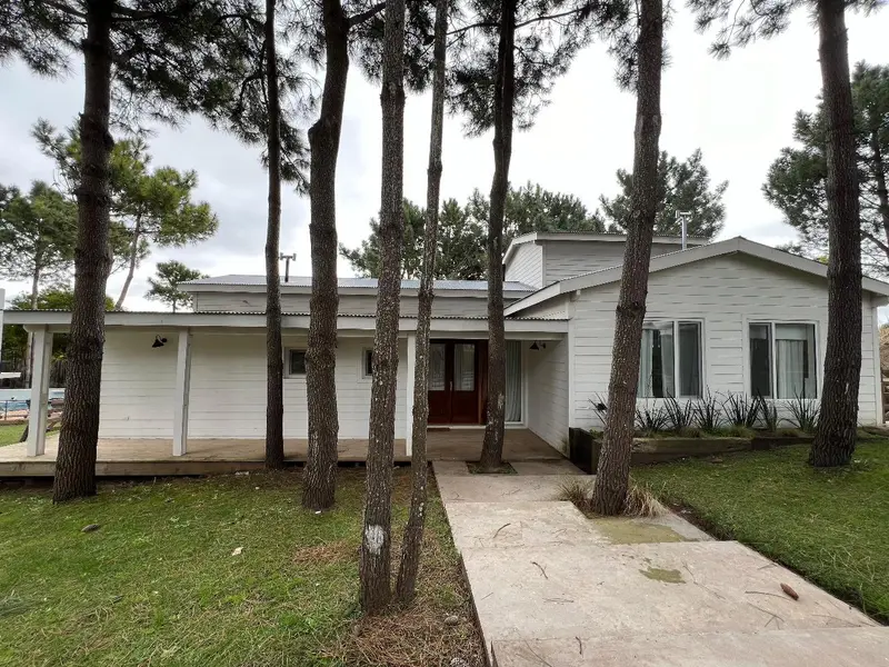 Casa en venta · Costa Esmeralda, Punta Medanos, La Costa, Costa Atlántica, Provincia de Buenos Aires
