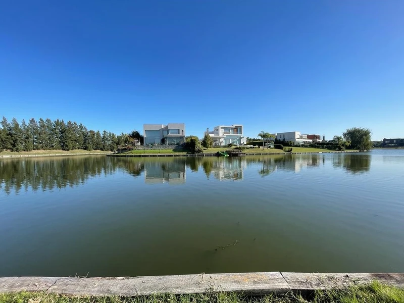 Terreno en venta · Los Lagos del Golf, Nordelta, Tigre, GBA Norte, Provincia de Buenos Aires