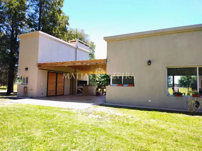 Casa en venta · Carlos Keen, Luján, GBA Oeste, Provincia de Buenos Aires