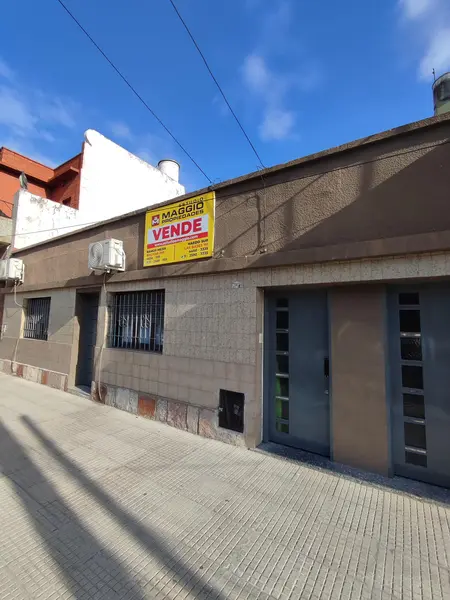 Casa en venta · Lomas del Mirador, La Matanza, GBA Oeste, Provincia de Buenos Aires