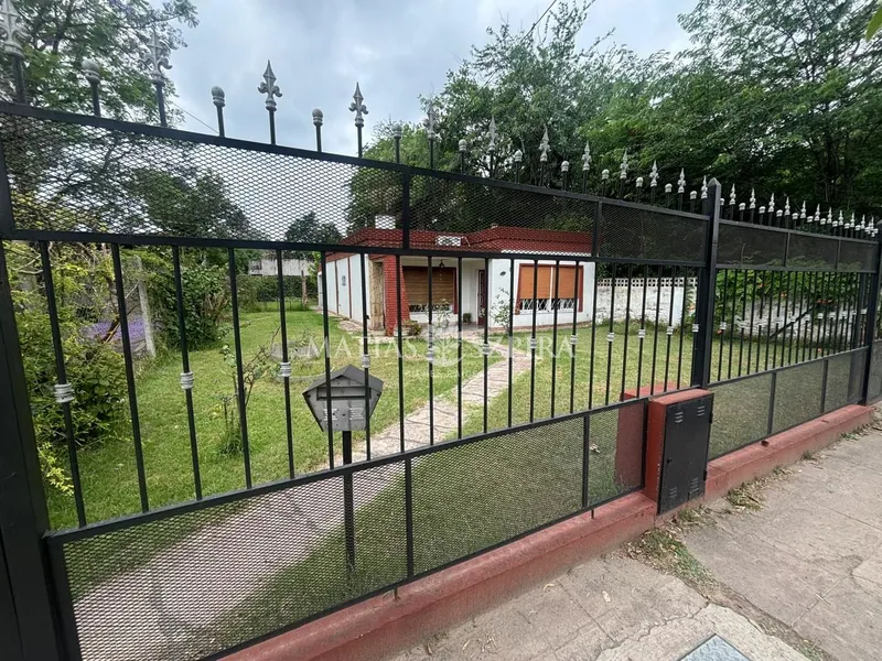Casa en venta · Villa Gobernador Udaondo, Ituzaingó, GBA Oeste, Provincia de Buenos Aires