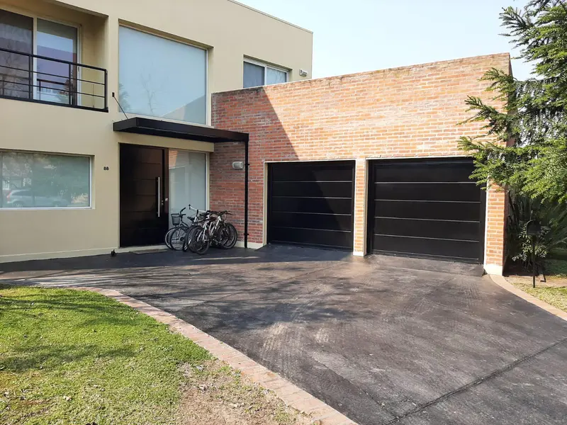 Casa en venta · Santa María de los Olivos, Malvinas Argentinas, GBA Norte, Provincia de Buenos Aires