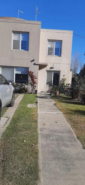 Casa en alquiler · Los Olivares, Malvinas Argentinas, GBA Norte, Provincia de Buenos Aires