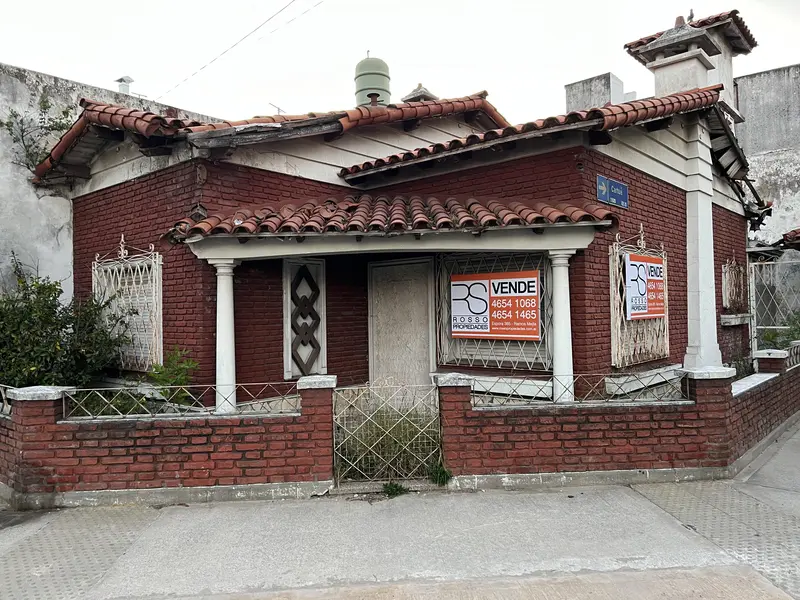 Casa en venta · Liniers, CABA