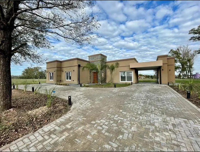 Casa en venta · Luján, GBA Oeste, Provincia de Buenos Aires