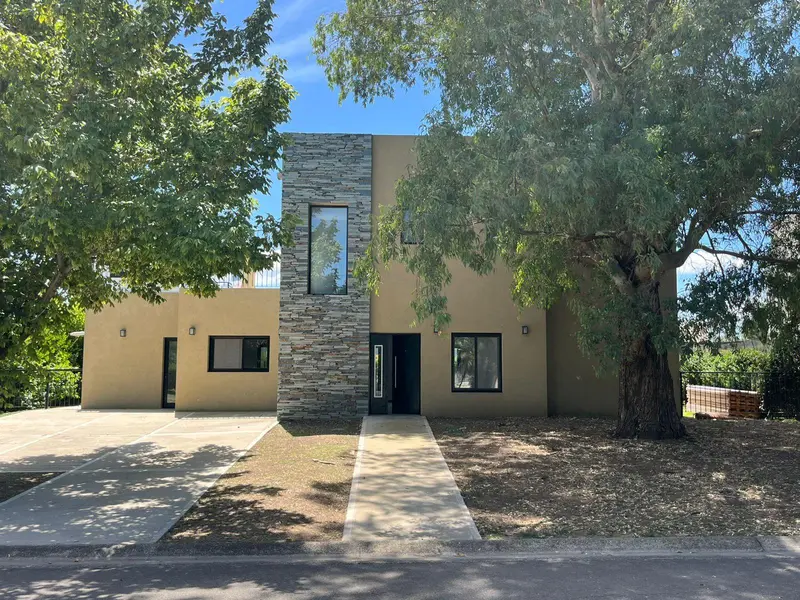 Casa en alquiler · Haras Santa María, Escobar, GBA Norte, Provincia de Buenos Aires