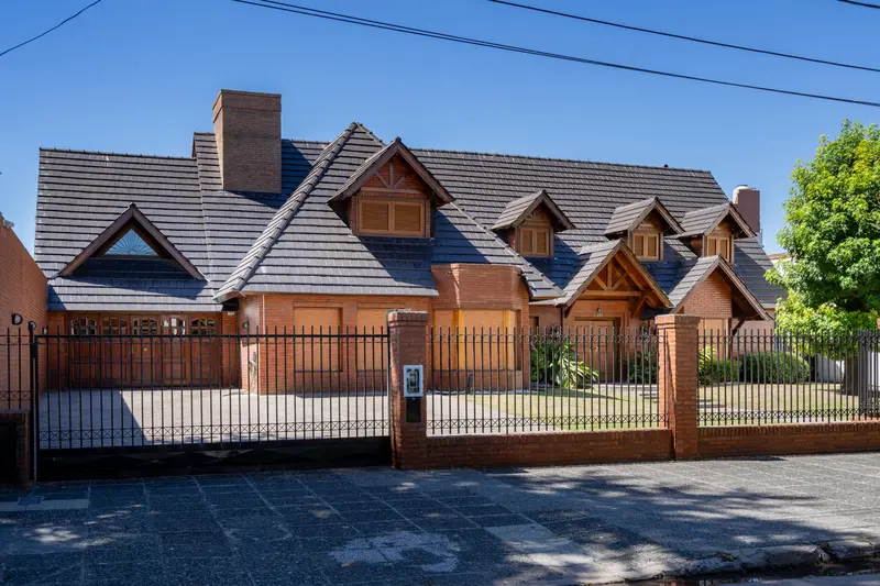 Casa en venta · Villa Sarmiento, Morón, GBA Oeste, Provincia de Buenos Aires