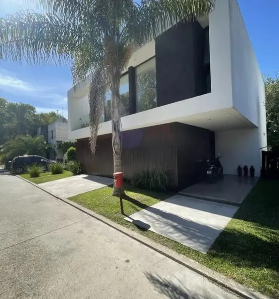 Casa en venta · Villa Gobernador Udaondo, Ituzaingó, GBA Oeste, Provincia de Buenos Aires