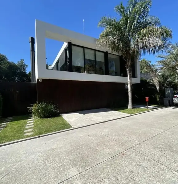 Casa en venta · Villa Gobernador Udaondo, Ituzaingó, GBA Oeste, Provincia de Buenos Aires