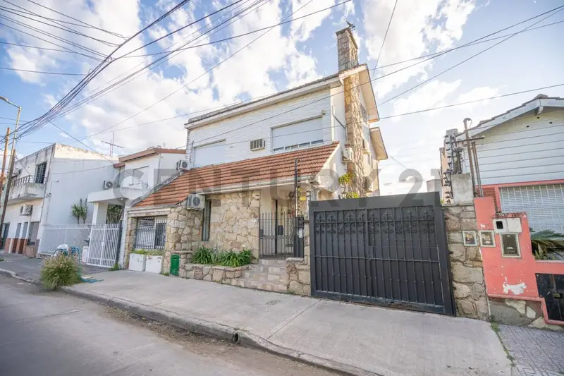 Casa en venta · Villa Sarmiento, Morón, GBA Oeste, Provincia de Buenos Aires