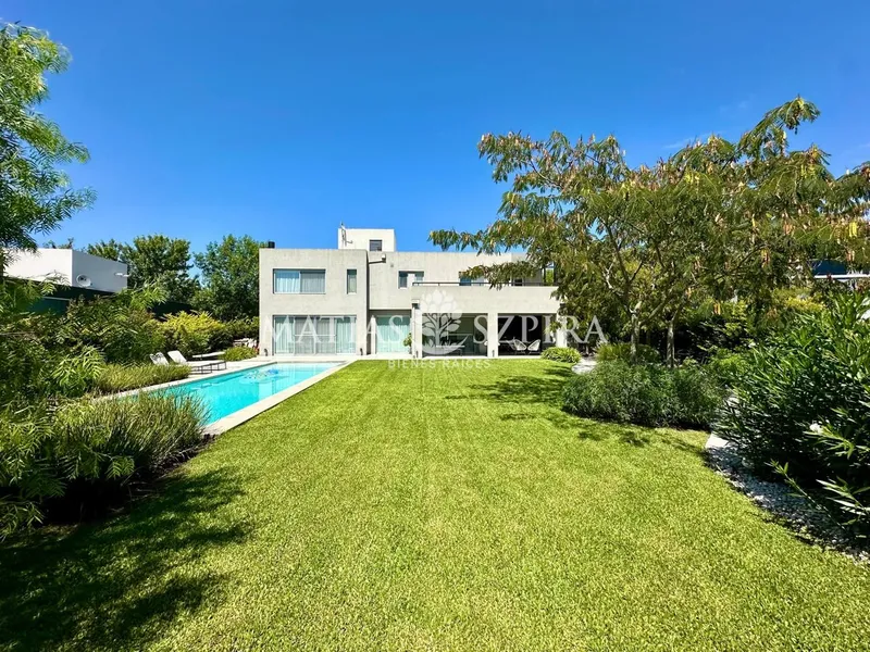 Casa en venta · Terravista, General Rodriguez, GBA Oeste, Provincia de Buenos Aires Casa en venta · Terravista, General Rodriguez, GBA Oeste, Provincia de Buenos Aires