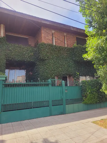 PH en venta · Castelar, Morón, GBA Oeste, Provincia de Buenos Aires