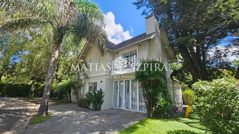 Casa en venta · Barrio Parque Leloir, Ituzaingó, GBA Oeste, Provincia de Buenos Aires