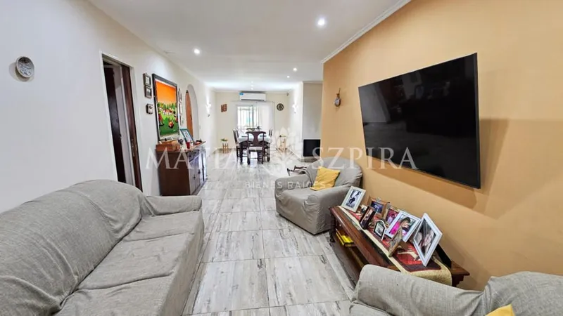 Casa en venta · Castelar Norte, Castelar, Morón, GBA Oeste, Provincia de Buenos Aires