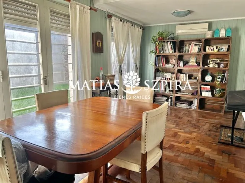 Casa en venta · Castelar, Morón, GBA Oeste, Provincia de Buenos Aires