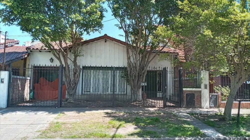 Casa en venta · Morón, GBA Oeste, Provincia de Buenos Aires