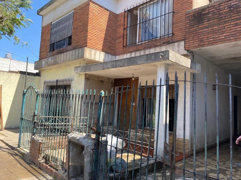 Casa en venta · Morón, GBA Oeste, Provincia de Buenos Aires