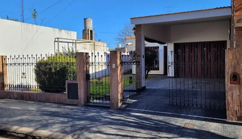 Casa en venta · Oncativo, Río Segundo, Córdoba