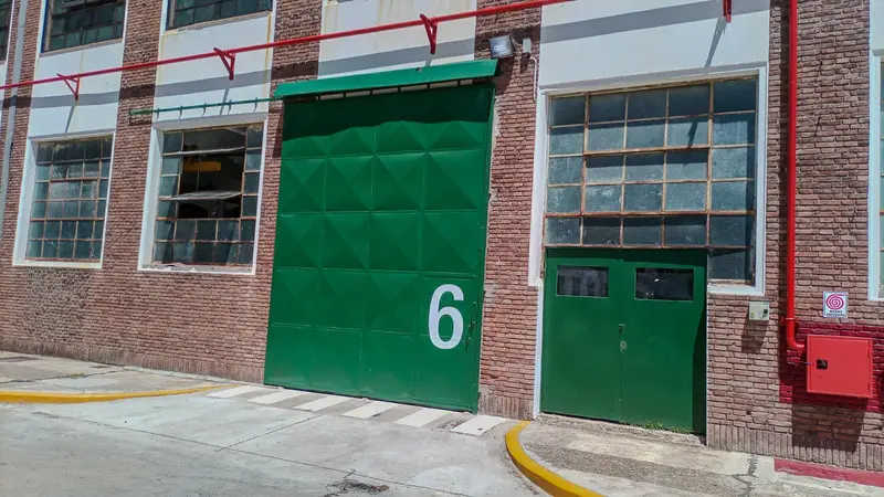Depósito en alquiler · Bernal, Quilmes, GBA Sur, Provincia de Buenos Aires