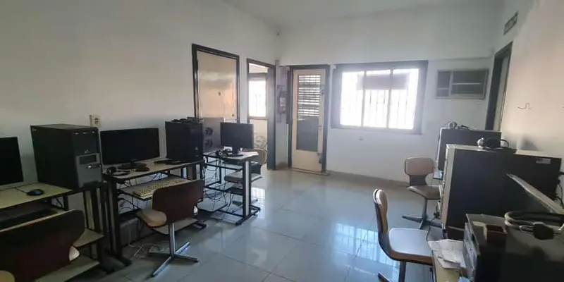 Oficina en alquiler · Morón, GBA Oeste, Provincia de Buenos Aires